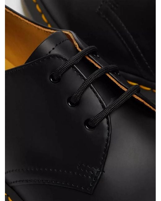 Dr. Martens Black Leather 1461