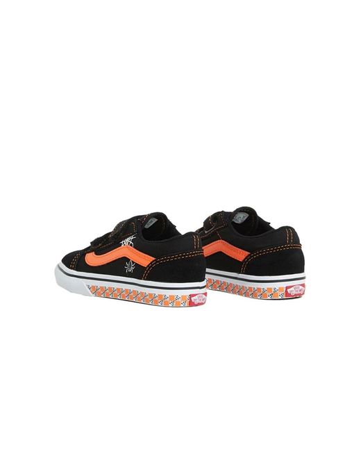 Vans Black "Old Skool" Sneaker