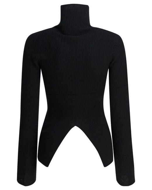 R2W Black Knitwear