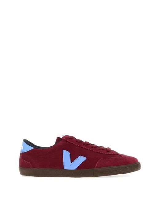 Veja Red Volley