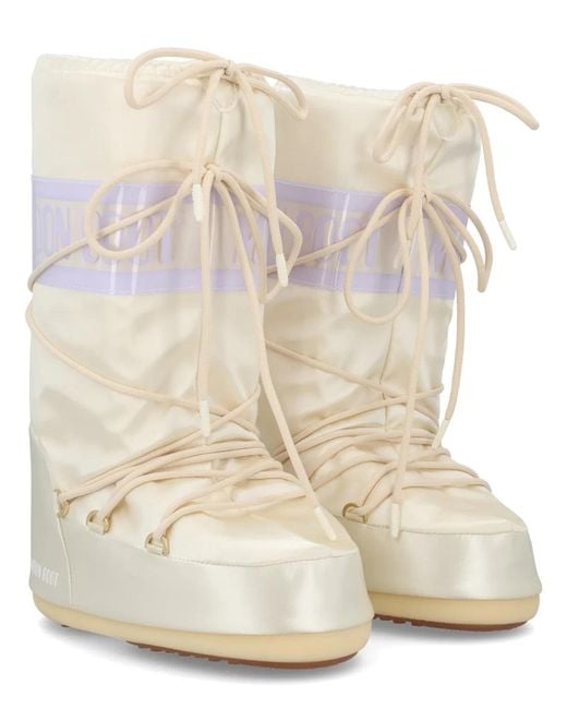 Moon Boot White Leather Boots