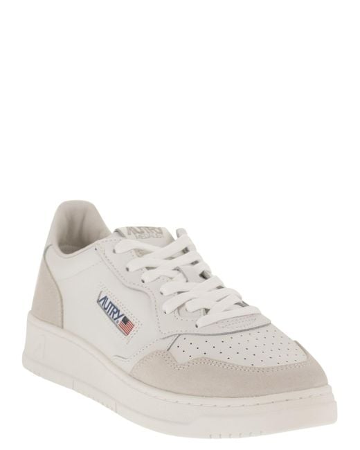 Autry White Medalist Low for men