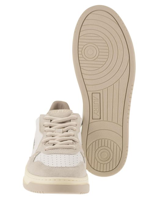 Autry White Medalist Low for men