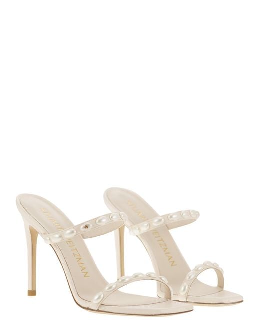 Stuart Weitzman White Pearlita