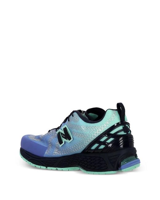 New Balance Blue Vintage 2000S Sneakers for men