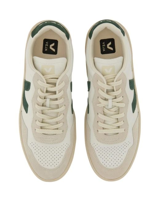 Veja White Sneaker V90