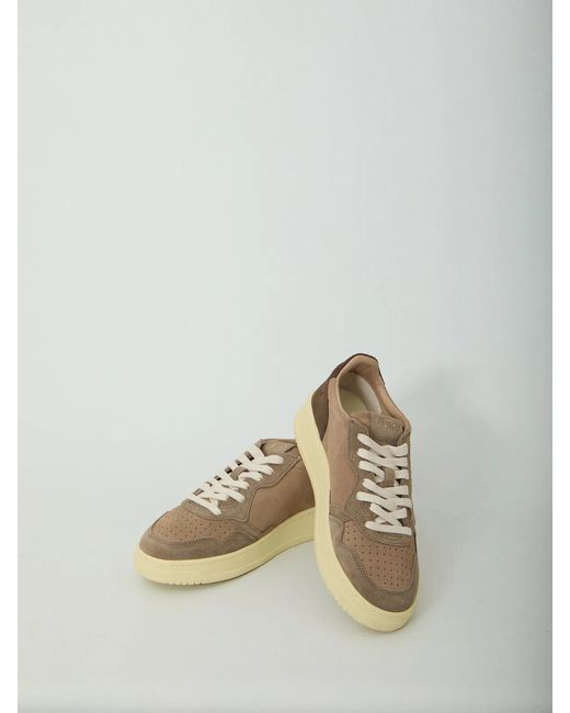 Autry Gray Medalist Low-Top Leather for men