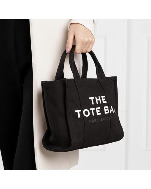 the marc jacobs mini traveler tote