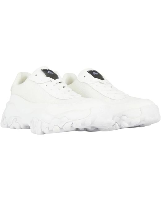 Alexander McQueen Black Low-Top Sneaker