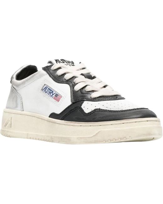 Autry Black Low-Top Sneaker