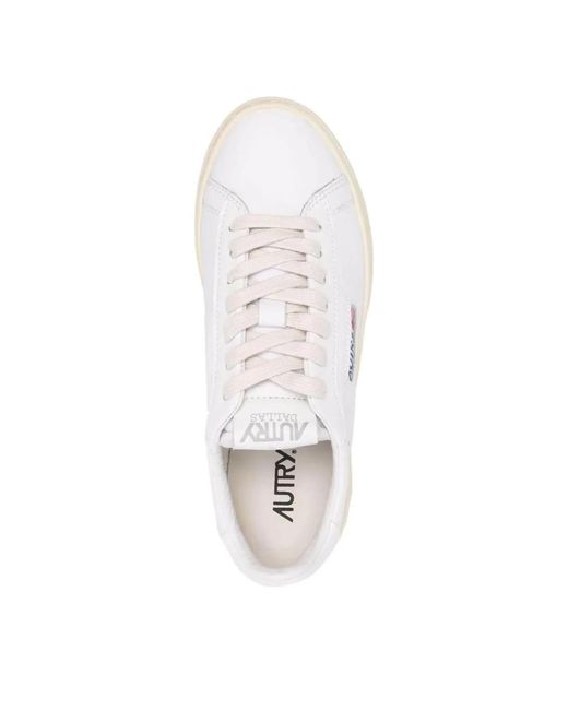 Autry Low-Top Sneakers in het White