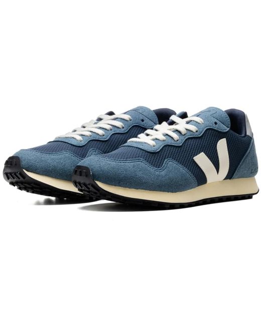 Veja Blue Low-Top Sneaker