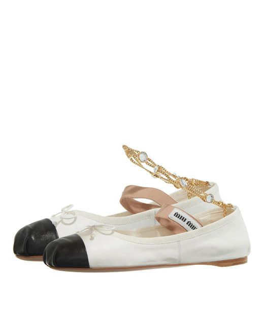 Miu Miu Loafers in het Metallic