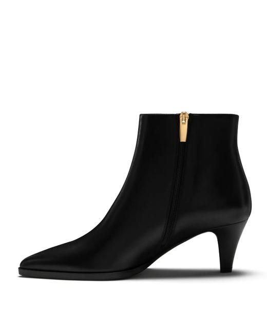 Isabel Bernard Black Low-Top Sneaker