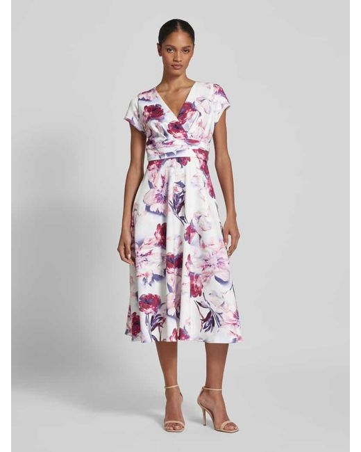 Swing Pink Cocktailkleid mit V-Ausschnitt