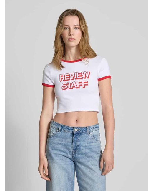 Review White Cropped T-Shirt mit Label-Print