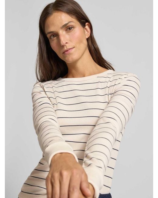 Drykorn Shirt Met Lange Mouwen En Ronde Hals, Model 'Nurit' in het Natural