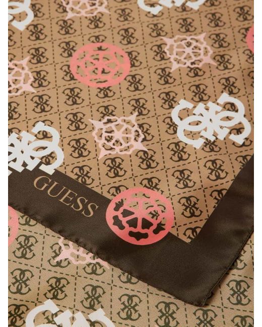 Guess Brown Schal mit Allover-Label-Print Modell 'VIKKY'