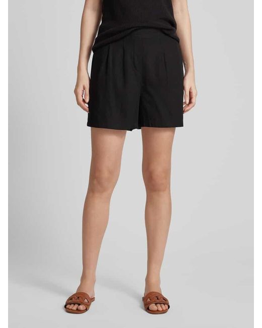Vero Moda Black High Waist Shorts in unifarbenem Design