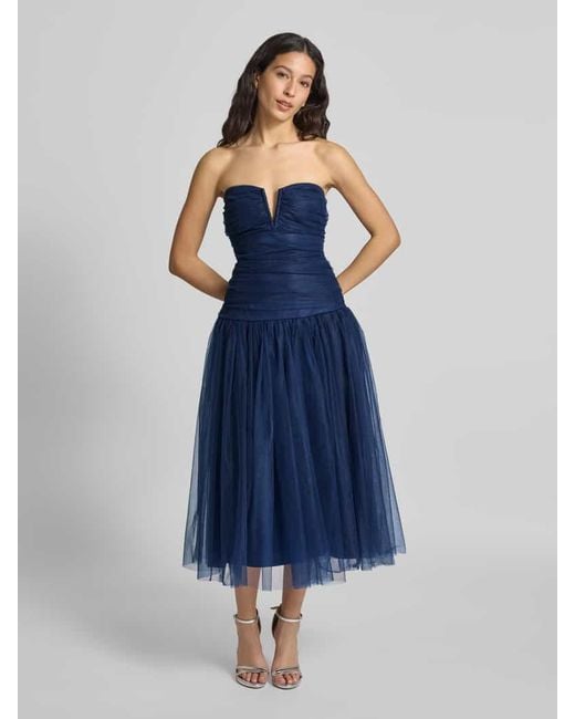 LACE & BEADS Blue Knielanges Cocktailkleid mit V-Ausschnitt