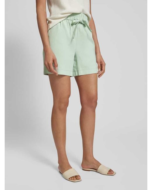 Vero Moda Green Loose Fit Shorts mit Tunnelzug Modell 'CARMEN'