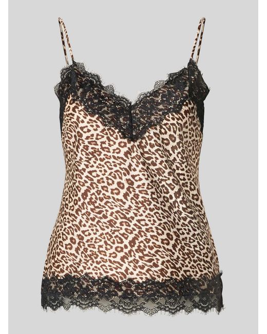 Review Tops in het Brown