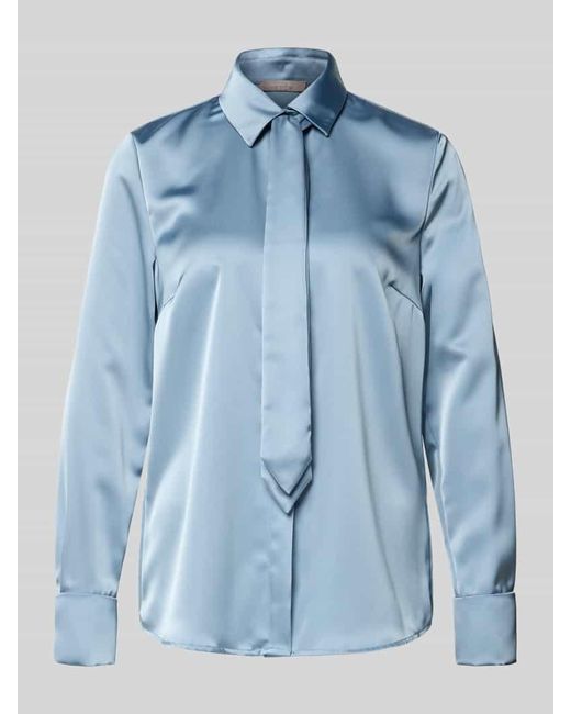 christian berg Blue Regular Fit Schluppenbluse aus Satin mit Umlegekragen