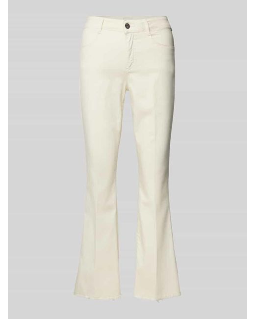 Brax White Flared Jeans in verkürzter Passform Modell 'SHAKIRA'