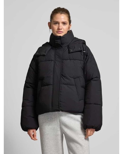 ONLY Black Boxy Fit Steppjacke Mit Kapuze Modell 'Hope'