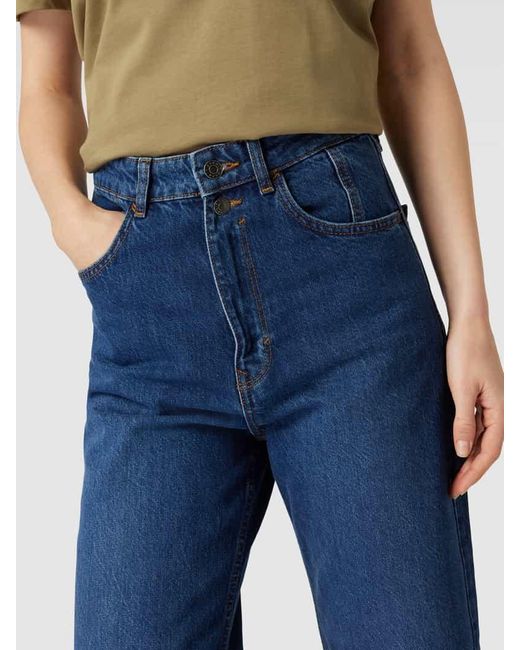 Esprit Blue Jeans Mit Label-Patch