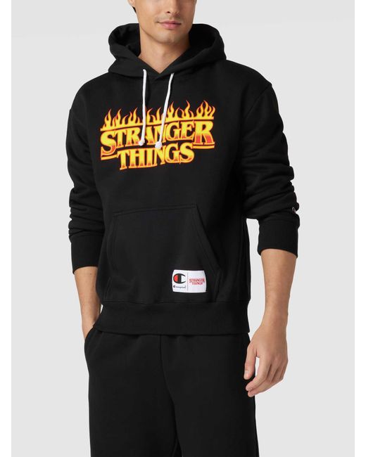 Champion Hoodie mit Logo-Stitching - x Stranger Things in Black für Herren
