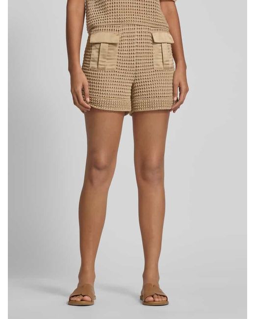 Marc Cain Natural Shorts mit Pattentaschen und Effektgarn