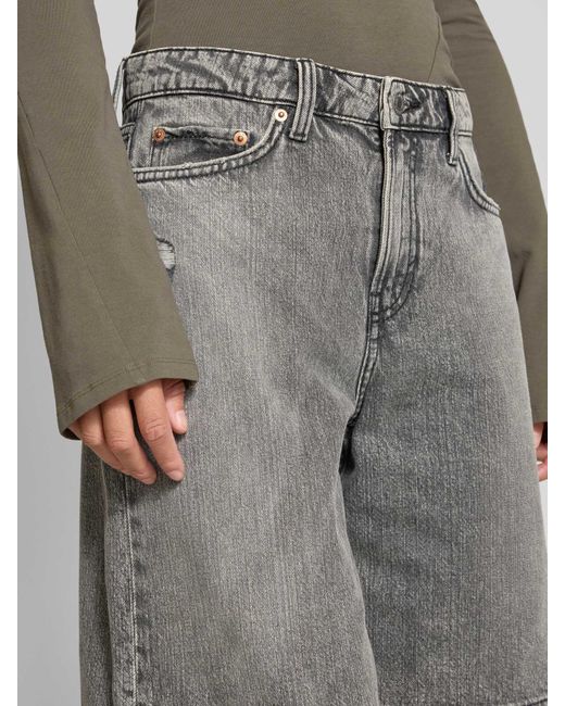 Weekday Regular Fit Korte Jeans in het Gray