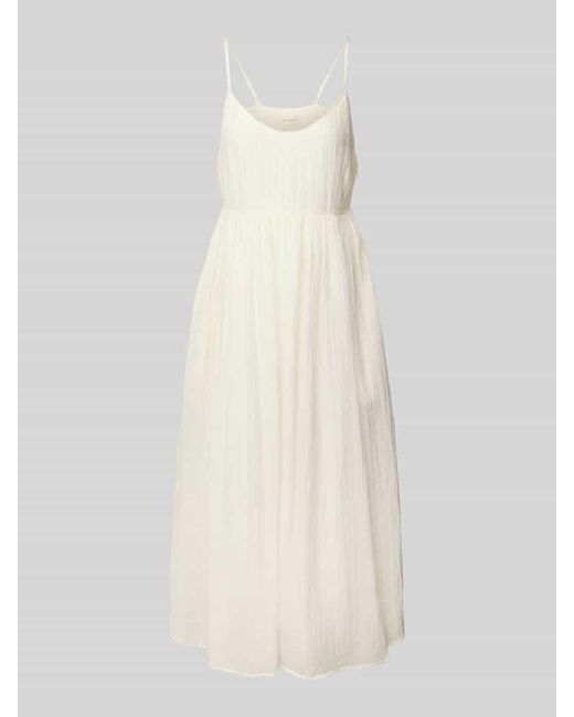 MSCH Copenhagen White Midikleid mit Strukturmuster Modell 'Amabel'