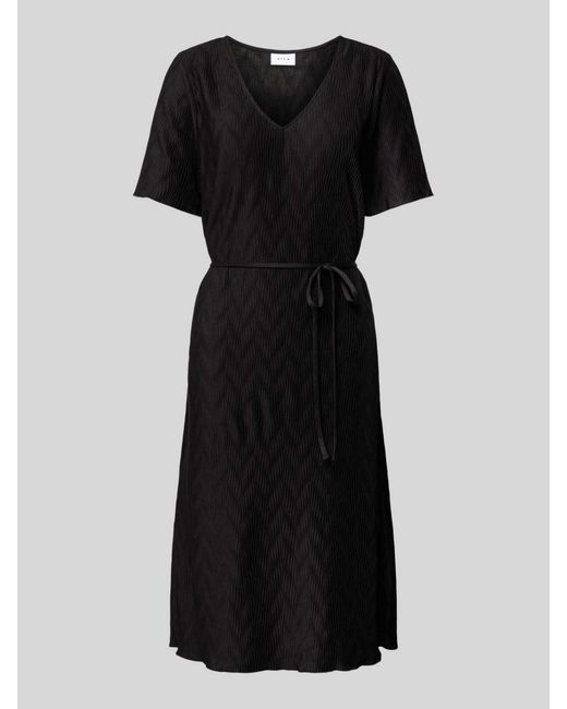 Vila Black Knielanges Kleid mit V-Ausschnitt Modell 'PLISEA'