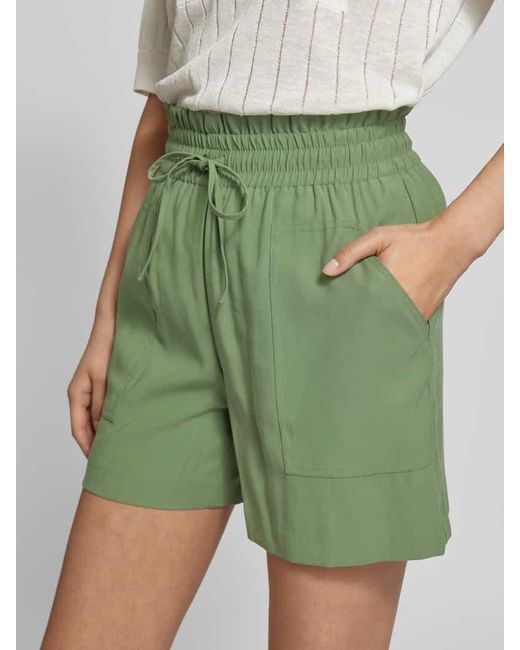 Vero Moda Green High Waist Shorts mit aufgesetzten Taschen Modell 'CARISA'