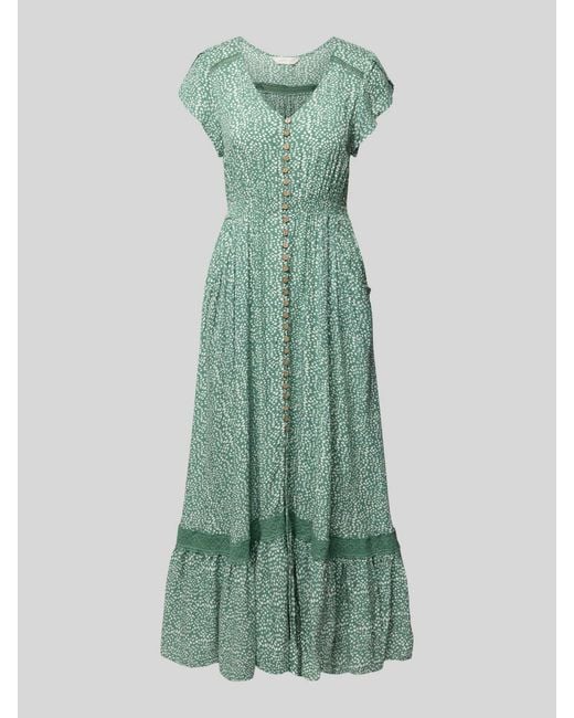 Apricot Midi-jurk Met Gehaakt Kant in het Green