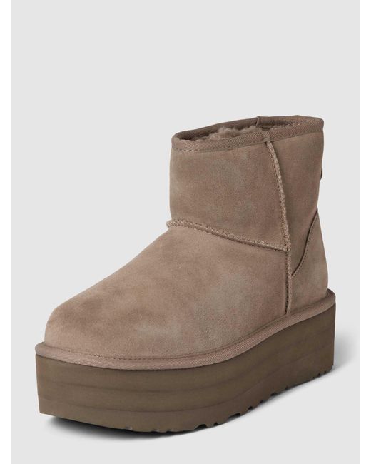 Ugg Brown Boots mit Plateausohle Modell 'CLASSIC MINI PLATFORM'