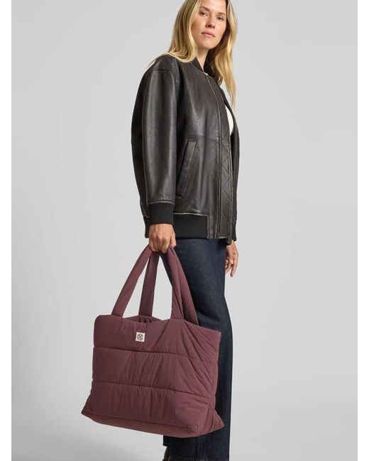 MSCH Copenhagen Purple Shopper in Stepp-Optik mit Logo-Patch Modell 'Sasja'