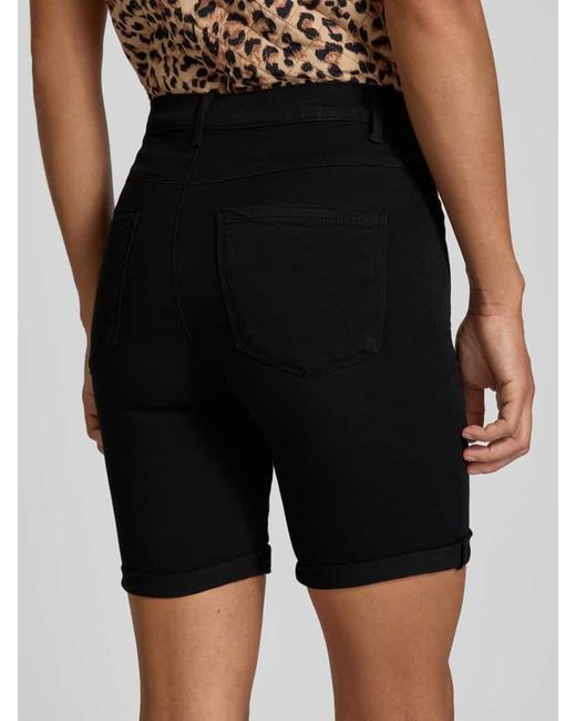 ONLY Black Slim Fit Jeansshorts mit fixiertem Umschlag Modell 'RAIN'