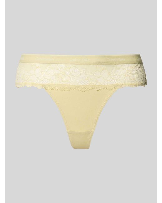 Calvin Klein String Met Kant in het Yellow