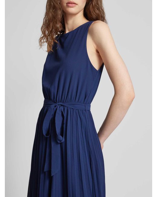 Apricot Midi-jurk Met Plissévouwen in het Blue