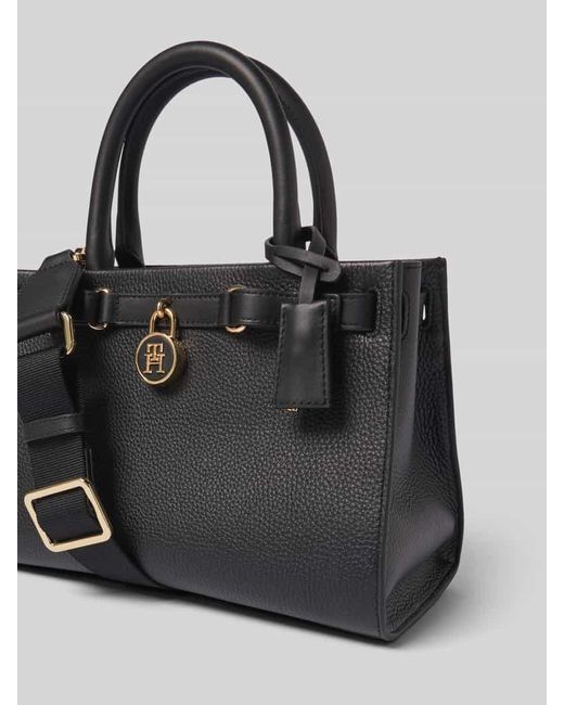 Tommy Hilfiger Black Umhängetasche aus genarbtem Rindsleder