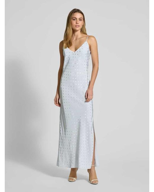 P&C* curated by GLAMOUR White Maxikleid mit V-Ausschnitt