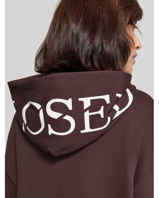 Closed Hoodies in het Brown