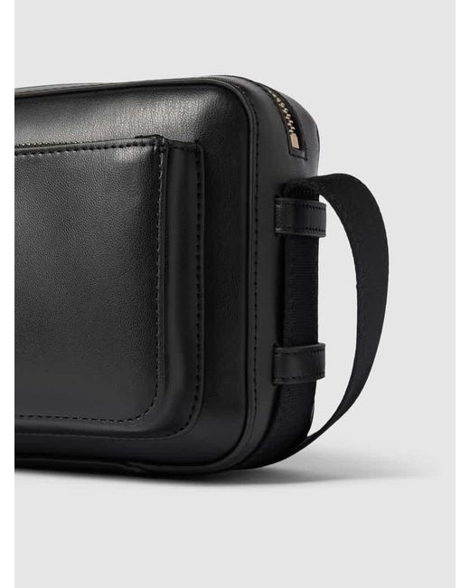 Tommy Hilfiger Black Camera Bag mit Logo-Applikation Modell 'ICONIC'