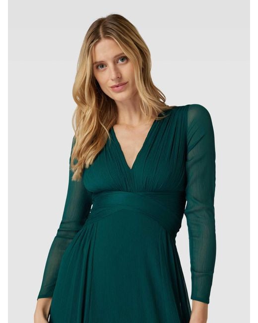 Lipsy Green Abendkleid mit V-Ausschnitt