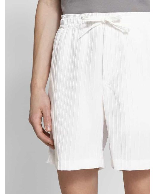Jack & Jones Regular Fit Shorts mit Strukturmuster Modell 'JAIDEN MASSIMO' in White für Herren