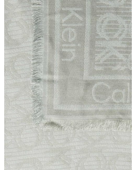 Calvin Klein Schal mit Label-Muster in Gray für Herren