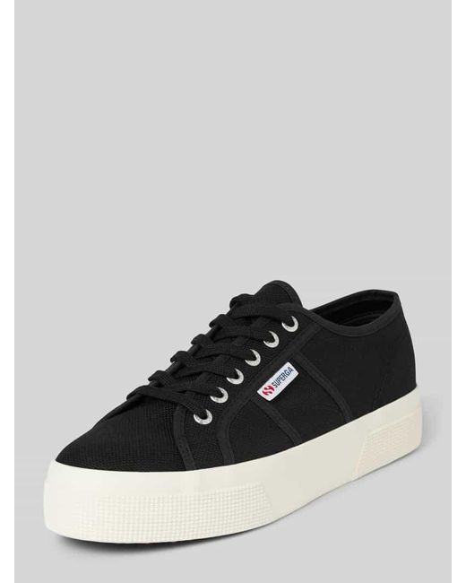 Superga Black Low Top Sneaker in unifarbenem Design mit Label-Detail